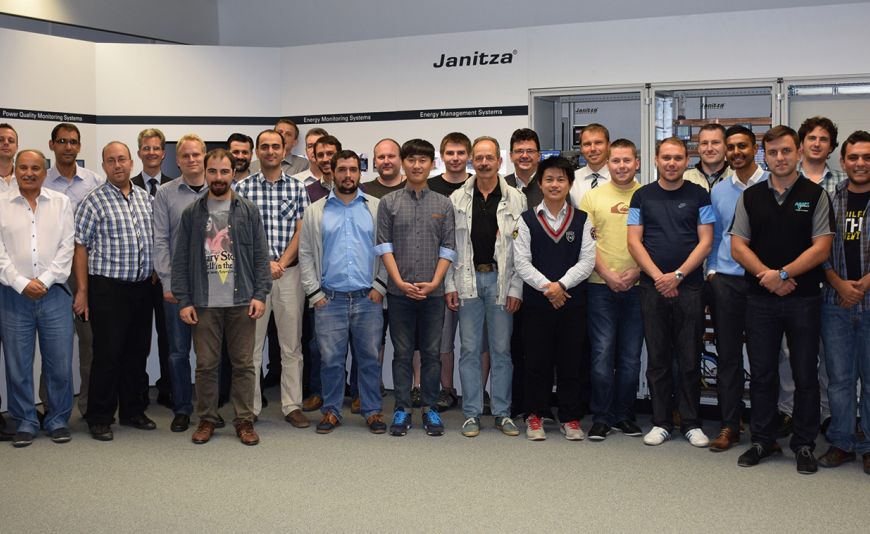 Energiespezialisten aus vier Kontinenten trafen sich in diesem Jahr zum mehrtägigen Workshop der Janitza GmbH